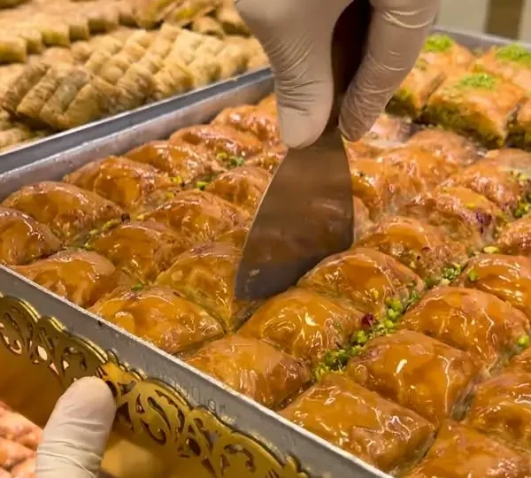 baklava yapım aşamaları