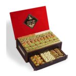 İki Katlı Extra Baklava ve Korabiye 1750 gr